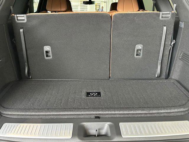 Photo of 2025 Grand Blue/Black Obsidian INFINITI QX60