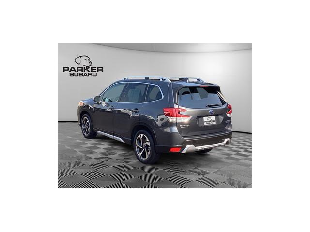 Photo of 2022 Magnetite Gray Metallic Subaru Forester