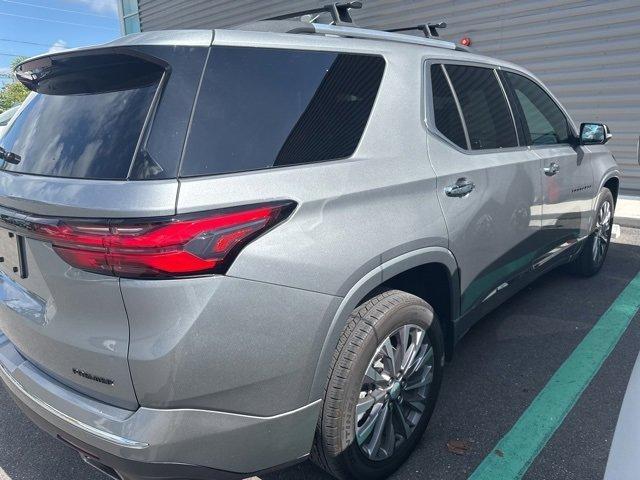 Photo of 2023 Sterling Gray Metallic Chevrolet Traverse