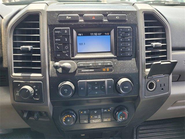 Photo of 2020 Oxford White Ford F-250