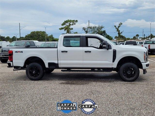 Photo of 2023 Oxford White Ford F-350