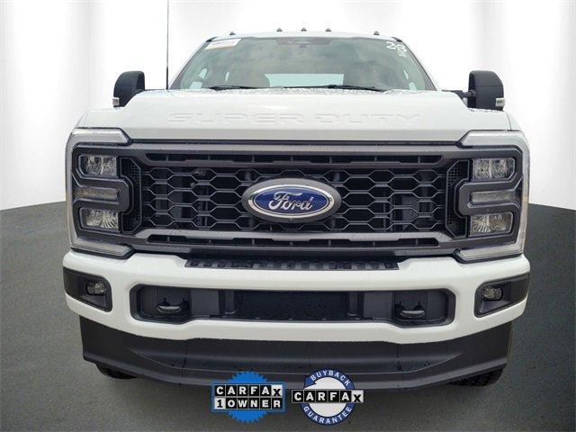 Photo of 2023 Oxford White Ford F-350