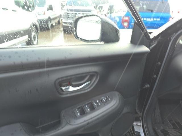 Photo of 2023 Crystal Black Pearl Honda HR-V