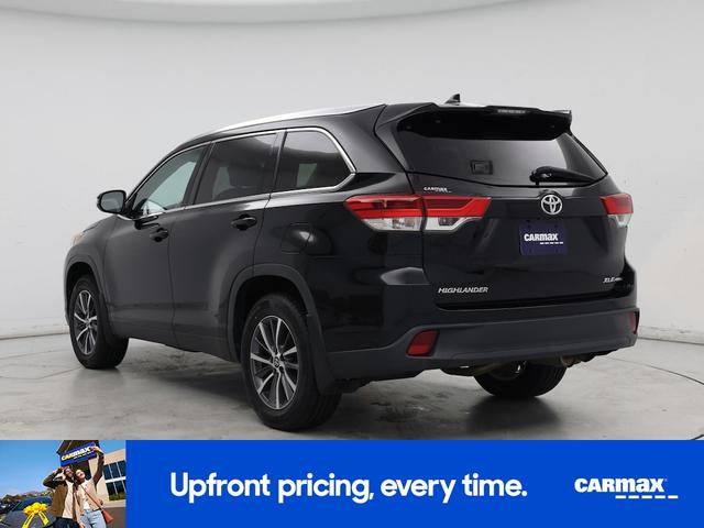Photo of 2019 Black Toyota Highlander