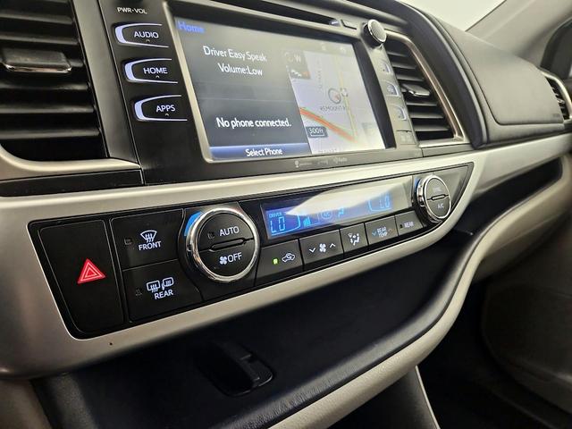 Photo of 2019 Black Toyota Highlander