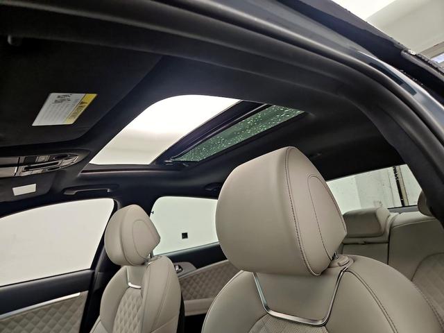 Photo of 2022 Blue Genesis G70