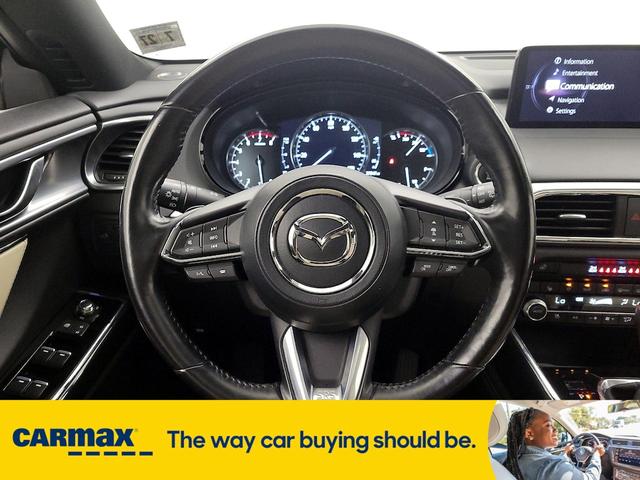 Photo of 2022 White Mazda CX-9