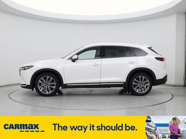 Photo of 2022 White Mazda CX-9