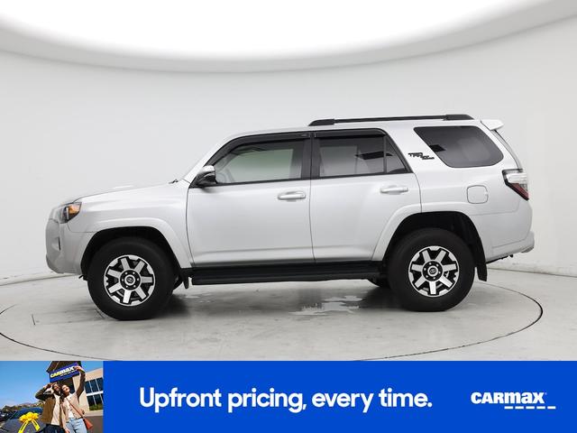 Photo of 2022 Silver Toyota 4Runner