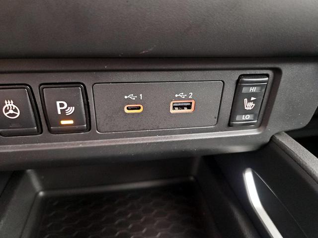 Photo of 2024 Black Nissan Frontier