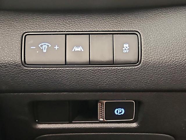 Photo of 2022 Gray Hyundai SANTA FE