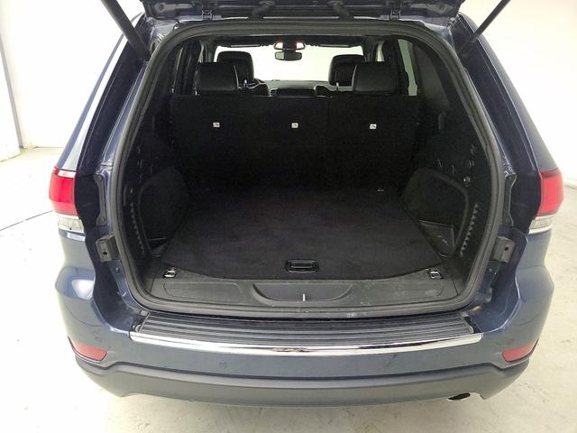 Photo of 2020 Blue Jeep Grand Cherokee