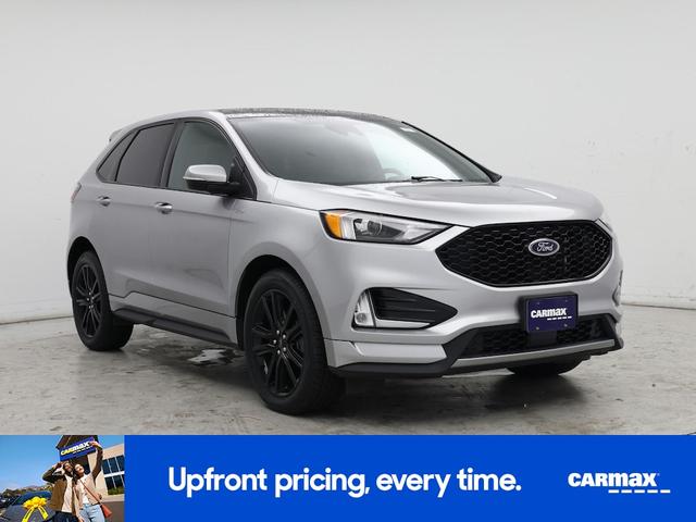 Photo of 2020 Silver Ford Edge