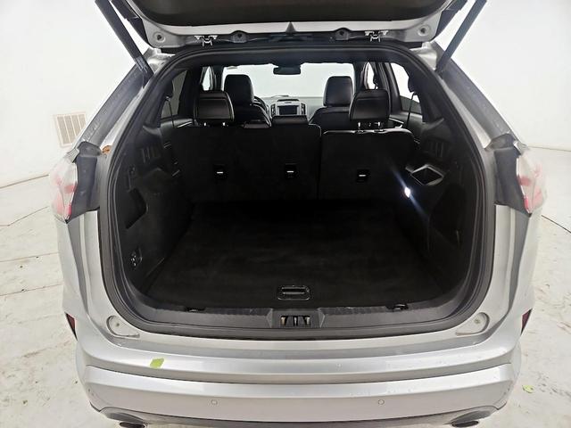 Photo of 2020 Silver Ford Edge