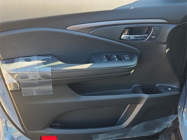 Photo of 2026 Gray Honda Ridgeline