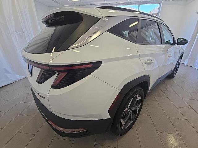 Photo of 2022 Quartz White Hyundai TUCSON Hybrid