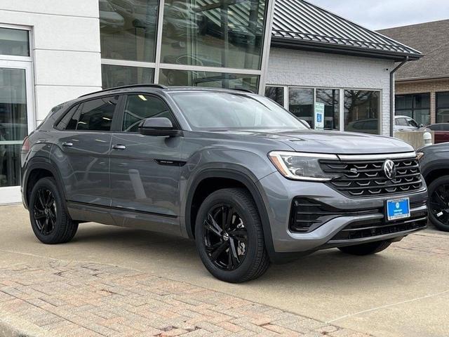 Photo of 2025 Platinum Gray Metallic Volkswagen Atlas Cross Sport