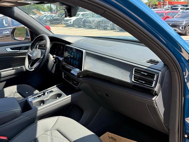 Photo of 2025 Mountain  Lake Blue Volkswagen Atlas Cross Sport