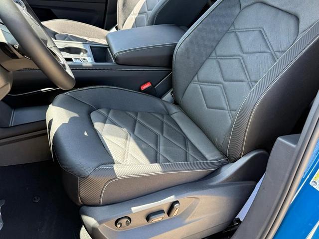 Photo of 2025 Mountain  Lake Blue Volkswagen Atlas Cross Sport