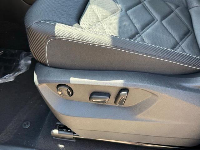 Photo of 2025 Mountain  Lake Blue Volkswagen Atlas Cross Sport