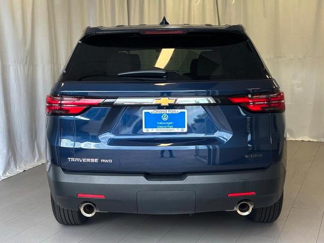 Photo of 2022 Northsky Blue Metallic Chevrolet Traverse