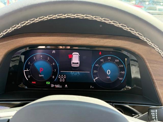 Photo of 2025 Deep Black Pearl Effect Volkswagen Atlas