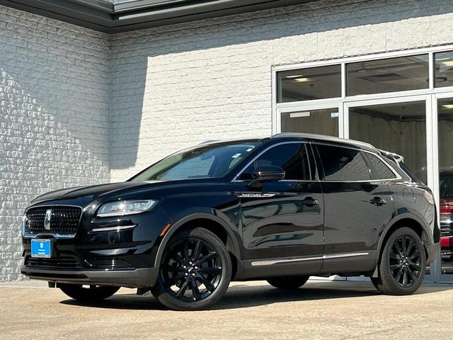 Photo of 2022 Infinite Black Metallic Lincoln Nautilus