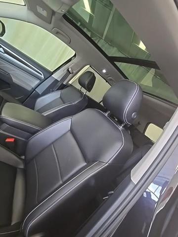 Photo of 2023 Deep Black Pearl Effect Volkswagen Atlas