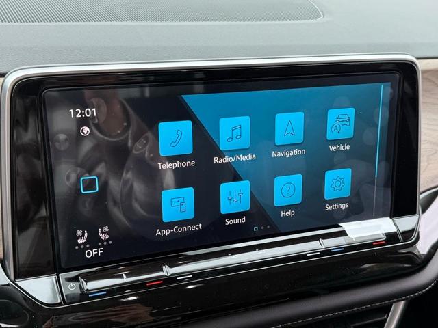 Photo of 2025 Pure Gray Volkswagen Atlas