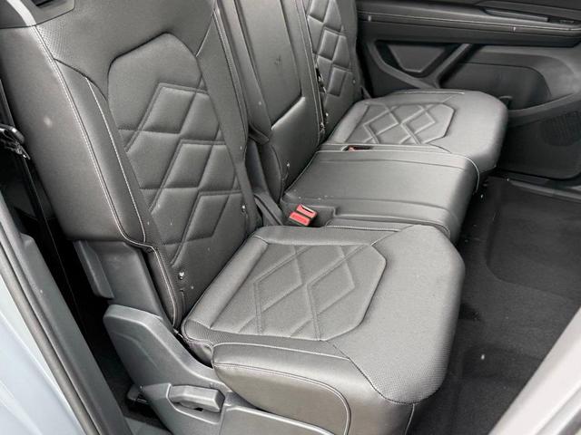 Photo of 2025 Pure Gray Volkswagen Atlas