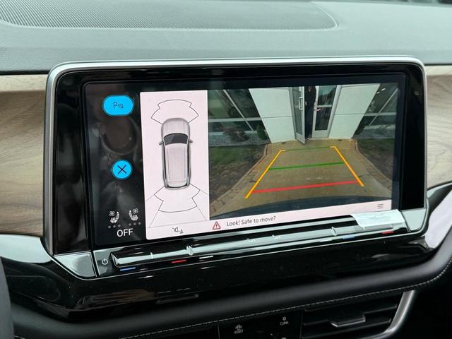 Photo of 2025 Pure Gray Volkswagen Atlas