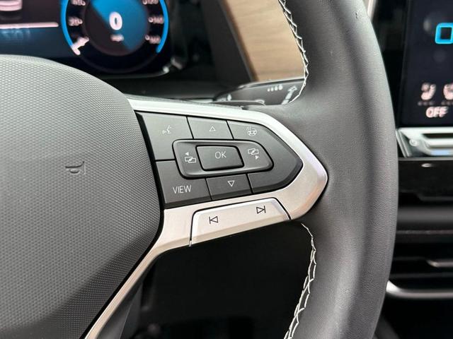Photo of 2025 Pure Gray Volkswagen Atlas
