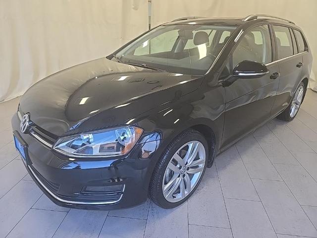 Photo of 2017 Black Volkswagen Golf SportWagen