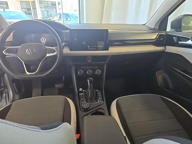 Photo of 2025 Pyrite Silver Metallic Volkswagen Taos