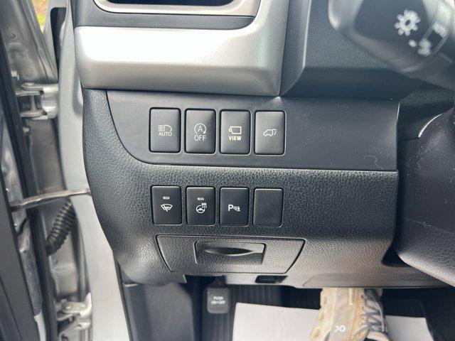 Photo of 2019 Celestial Silver Metallic Toyota Highlander
