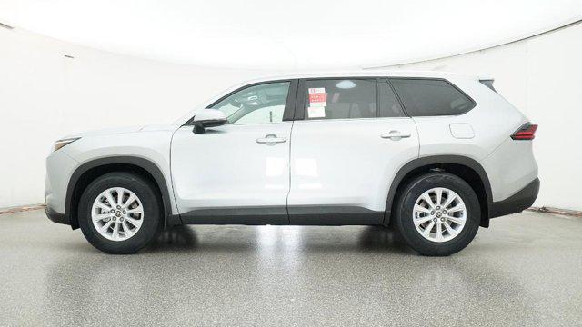 Photo of 2025 Celestial Silver Metallic Toyota Grand Highlander