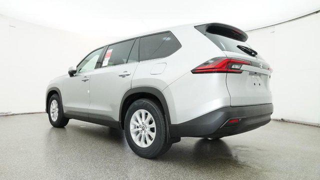 Photo of 2025 Celestial Silver Metallic Toyota Grand Highlander