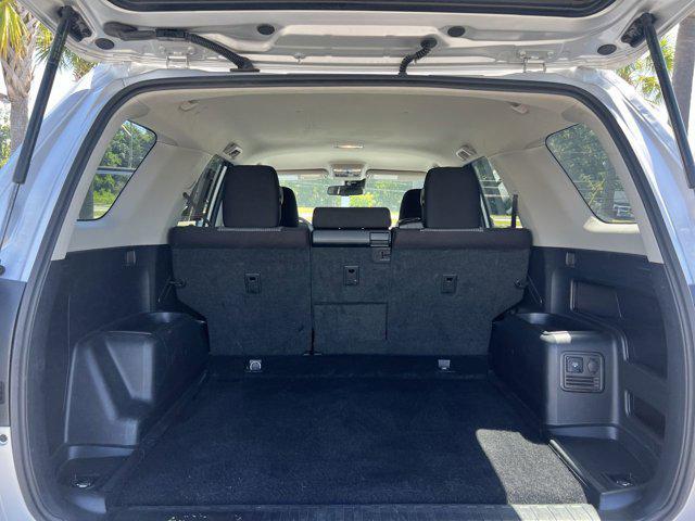 Photo of 2024 Classic Silver Metallic Toyota 4Runner