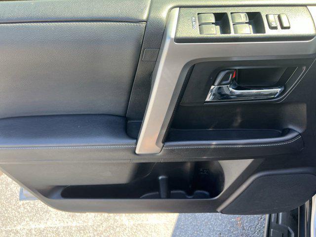 Photo of 2024 Classic Silver Metallic Toyota 4Runner