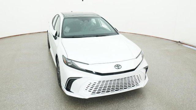 Photo of 2025 Wind Chill Prl Toyota Camry