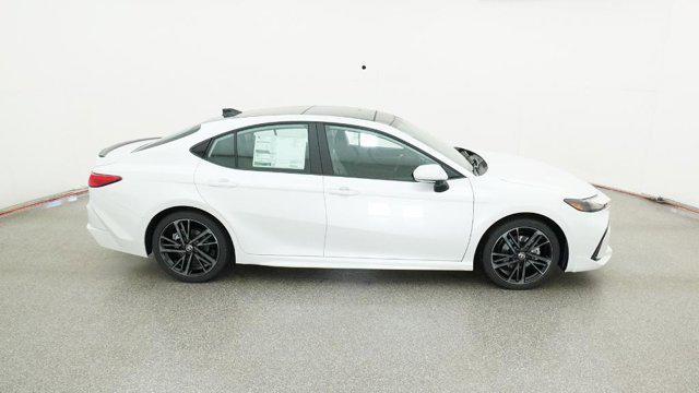 Photo of 2025 Wind Chill Prl Toyota Camry