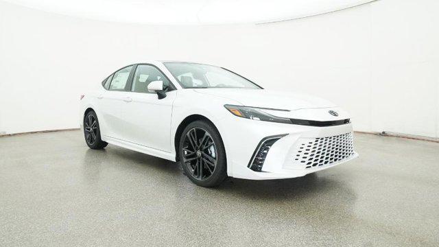 Photo of 2025 Wind Chill Prl Toyota Camry