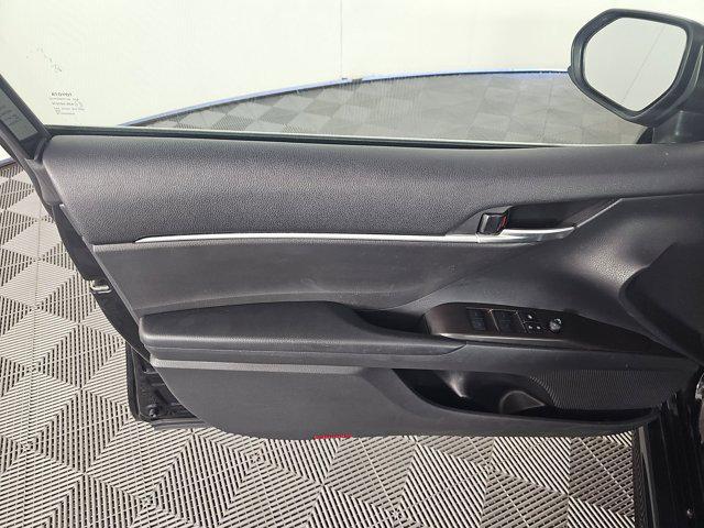 Photo of 2021 Midnight Black Metallic Toyota Camry