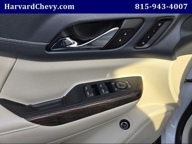 Photo of 2023 Summit White GMC Acadia