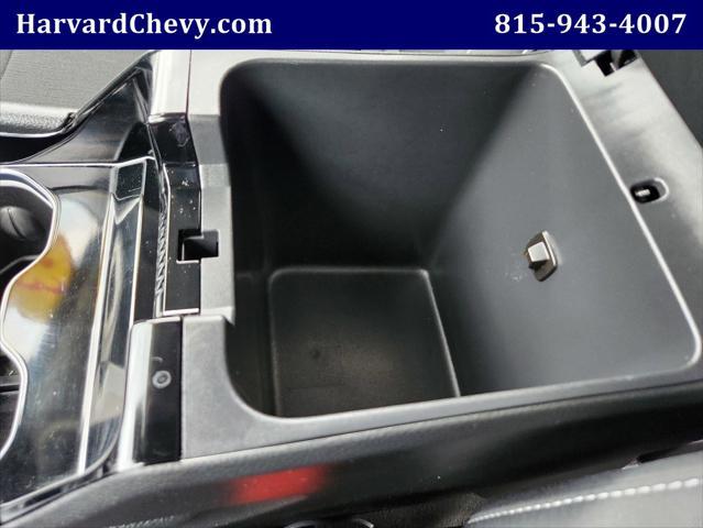 Photo of 2023 Silver Zynith Jeep Grand Cherokee L