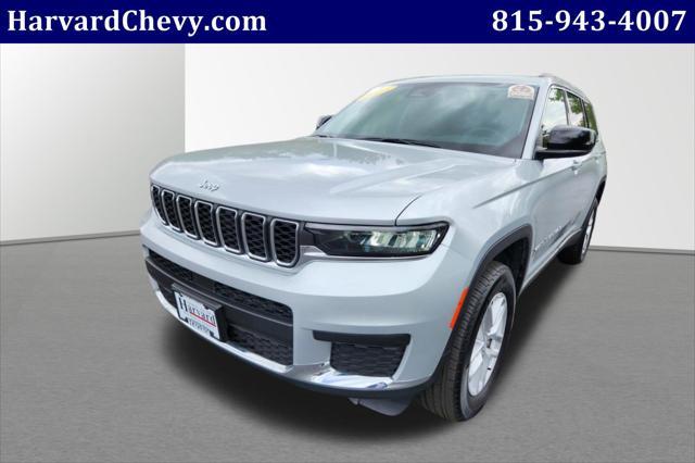 Photo of 2023 Silver Zynith Jeep Grand Cherokee L