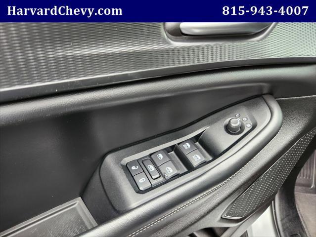 Photo of 2023 Silver Zynith Jeep Grand Cherokee L