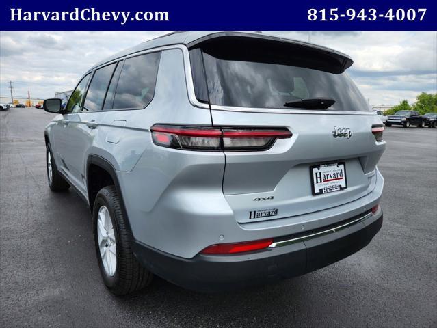 Photo of 2023 Silver Zynith Jeep Grand Cherokee L
