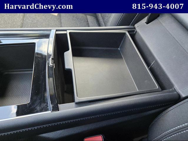 Photo of 2025 Lakeshore Blue Metallic Chevrolet Traverse