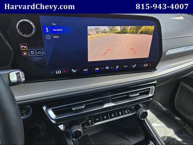 Photo of 2025 Lakeshore Blue Metallic Chevrolet Traverse